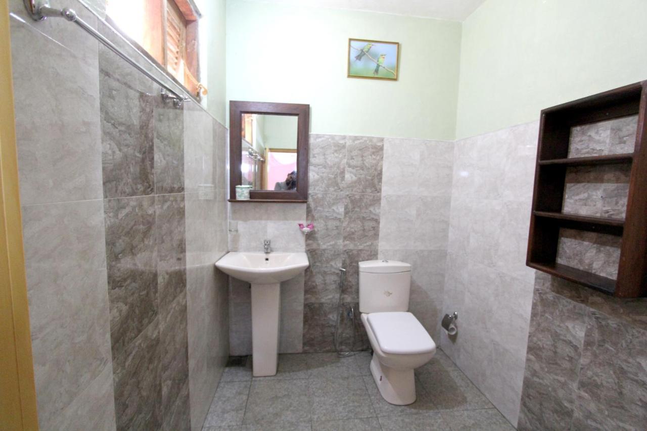 Blue Ribbon Homestay エッラ エクステリア 写真